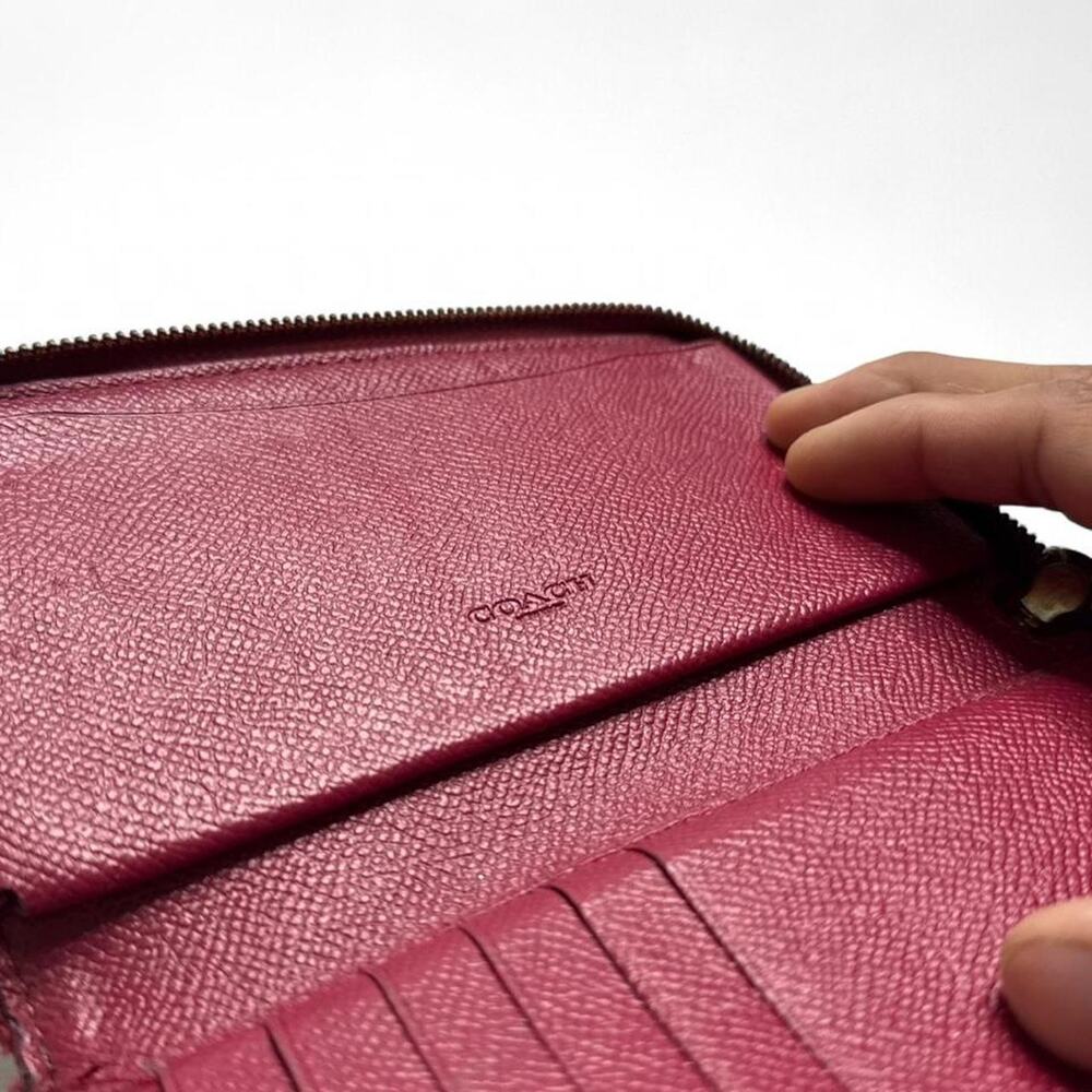 Coach small tan and red - Picture 4 of 8